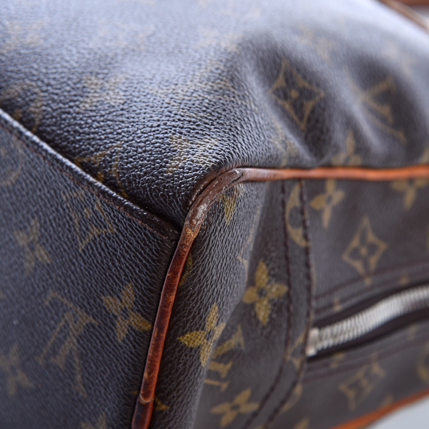 Louis Vuitton Monogram Manhattan GM 30 of 30