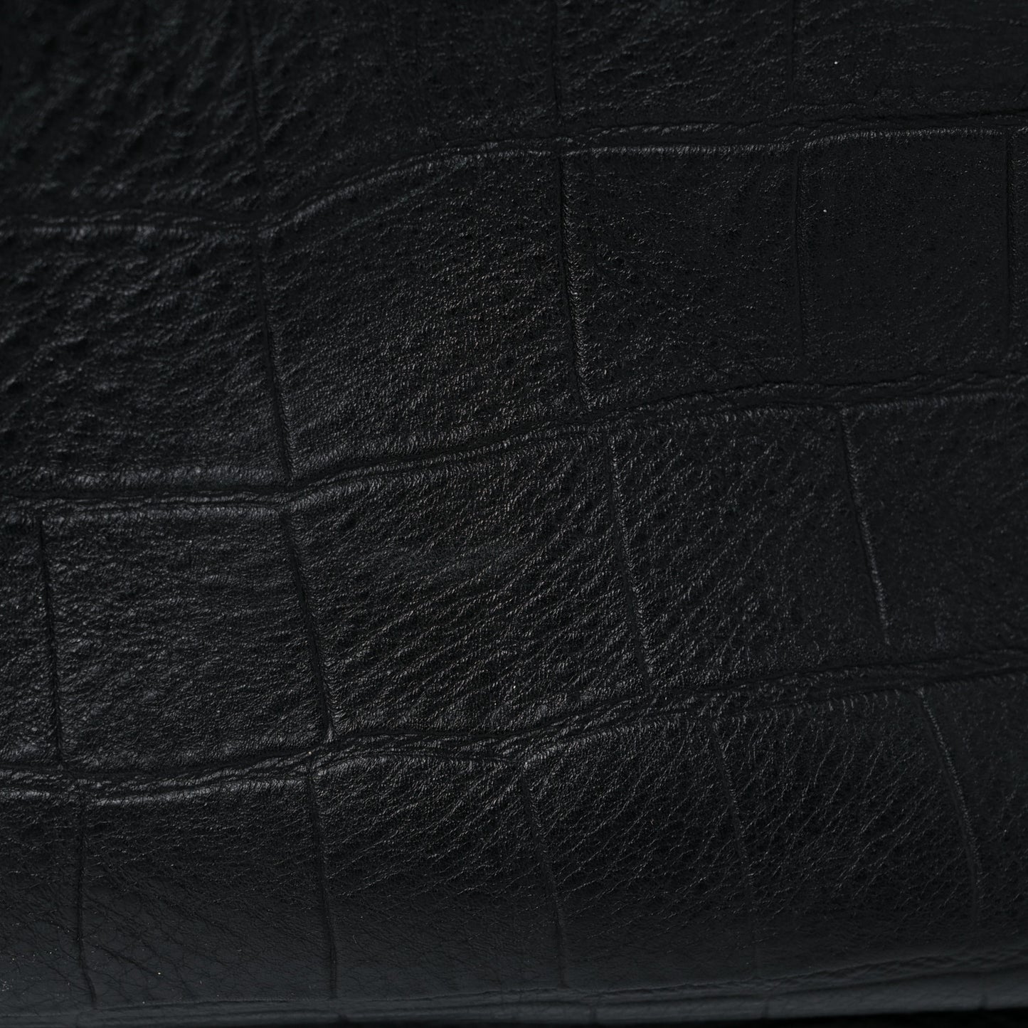 Calfskin Crocodile Embossed Medium Phantom Luggage Black