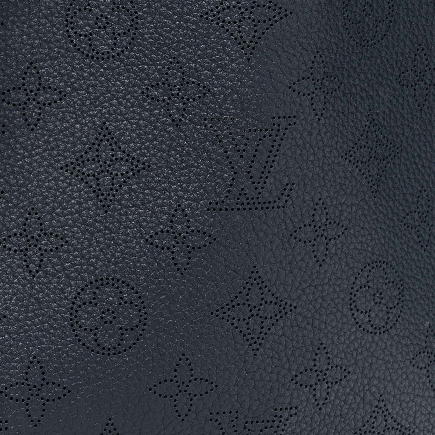 Louis Vuitton Mahina Girolata Marine 9 of 12