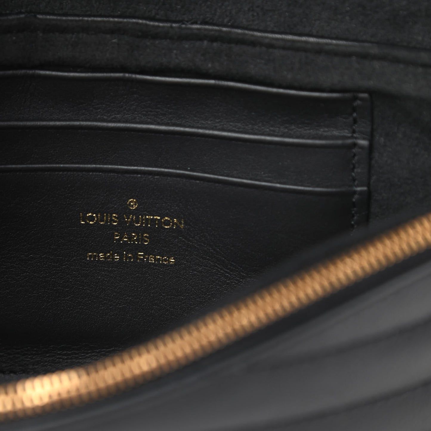 Calfskin New Wave Chain Pochette Black