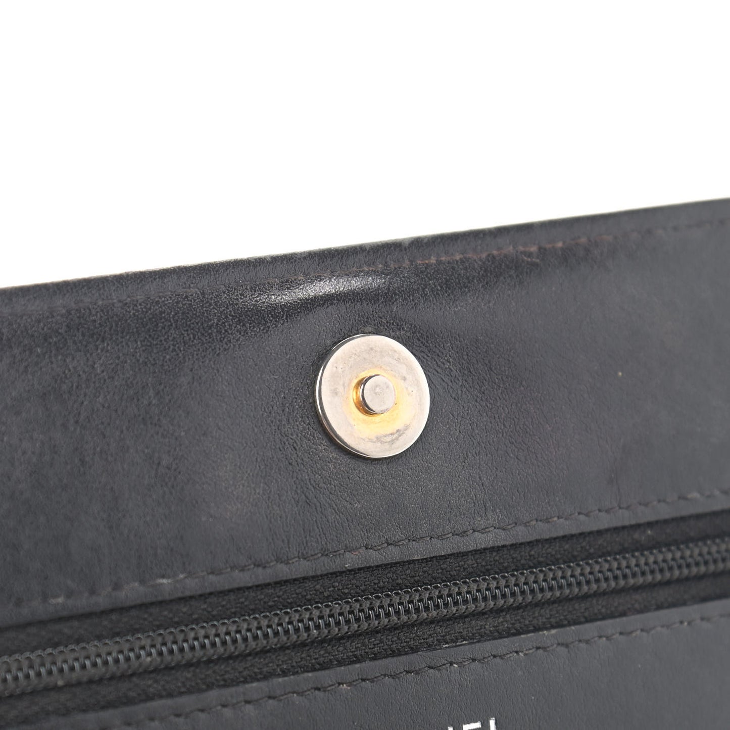 Aged Calfskin Quilted Gabrielle Wallet On Chain WOC Black