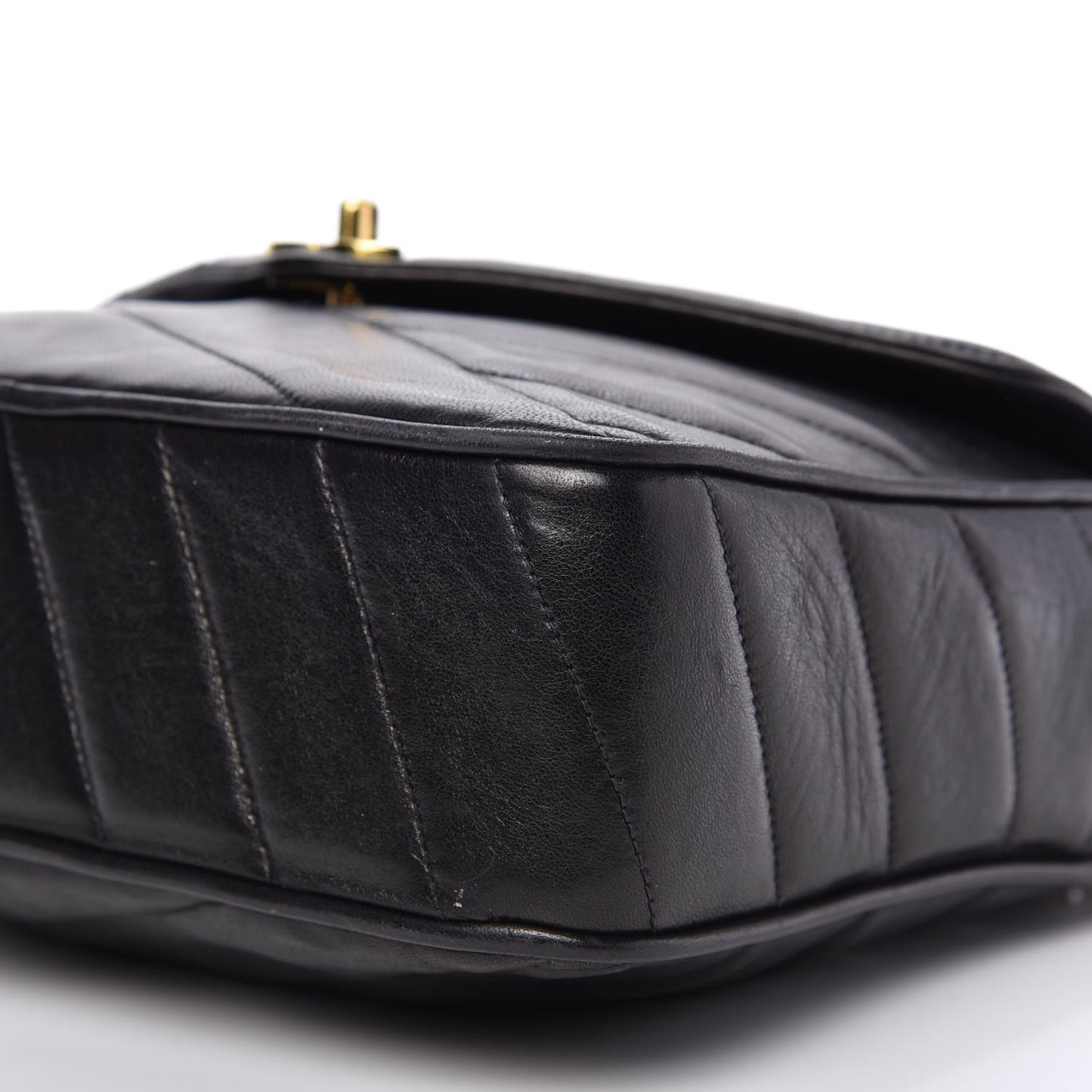 Lambskin Chevron Quilted Tassel Camera Case Black