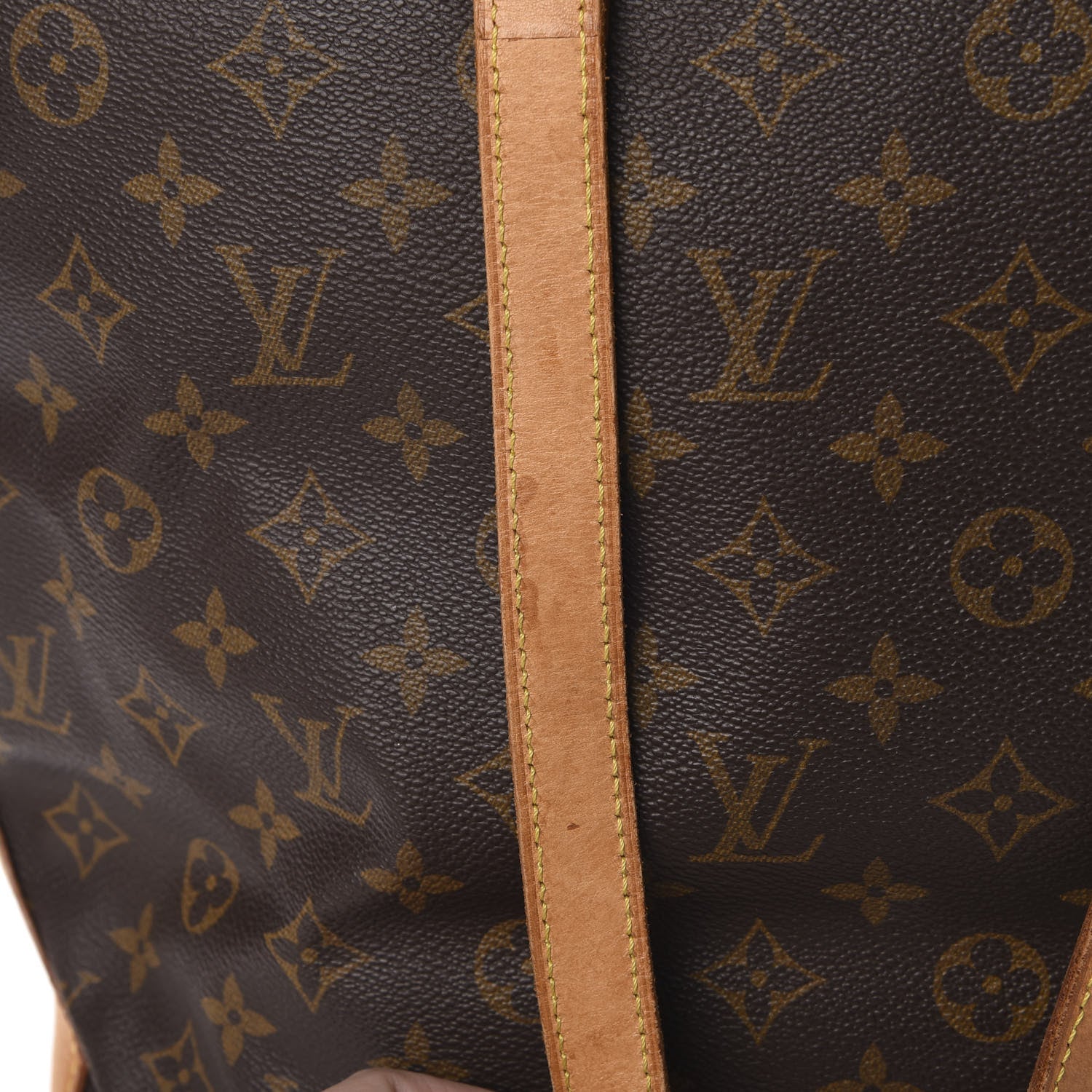 Louis Vuitton Monogram Cabas Mezzo 14 of 18
