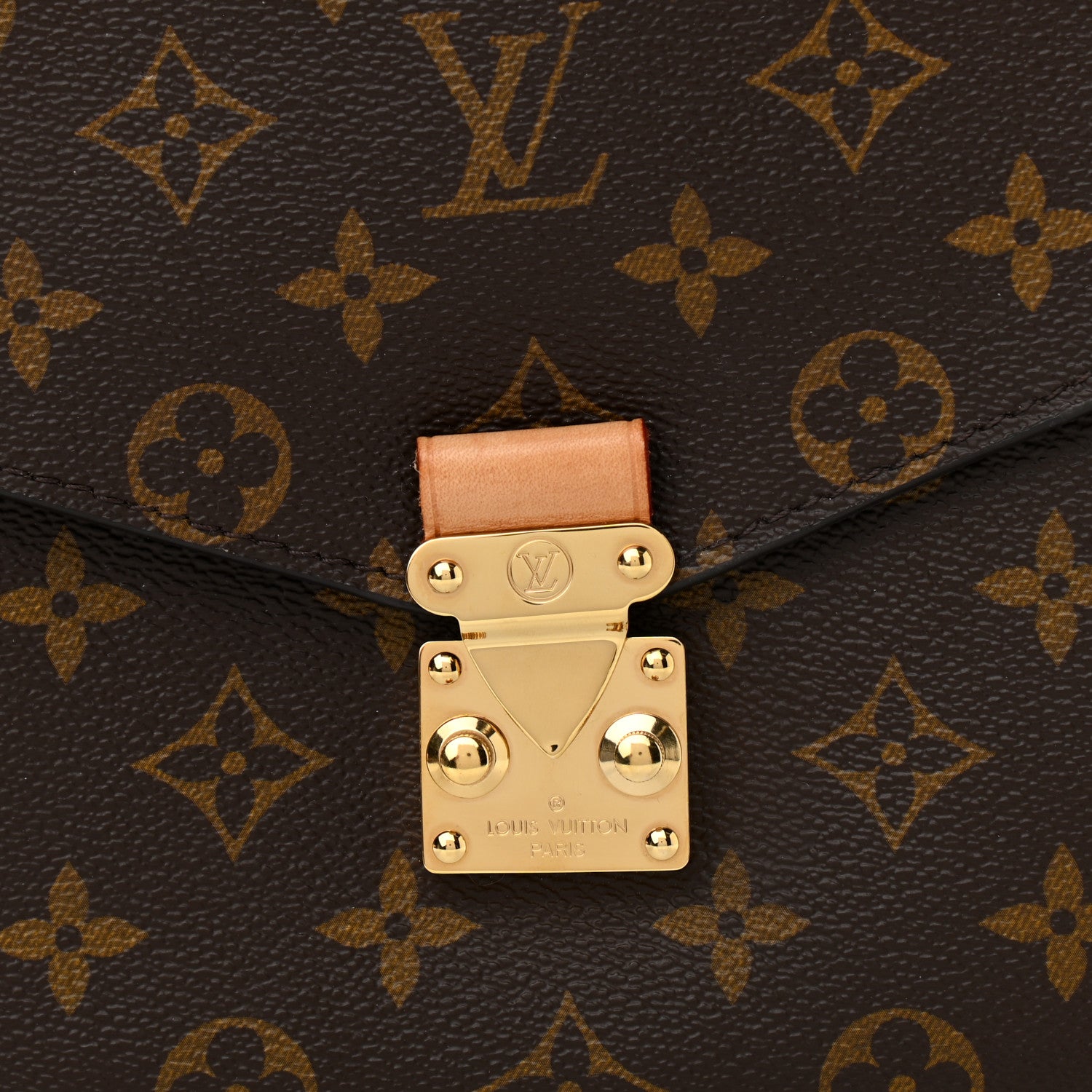 Louis Vuitton Monogram Pochette Metis 8 of 10