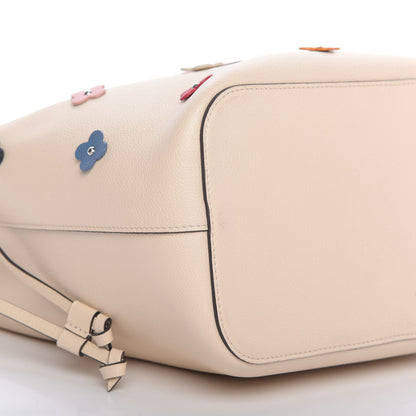 Louis Vuitton Calfskin Flowers Lockme Bucket Creme 6 of 9