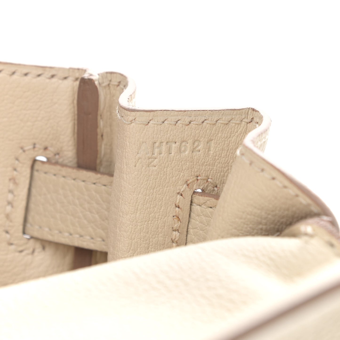 Togo Au Galop Kelly Retourne 32 Craie Rouge H Fauve Black