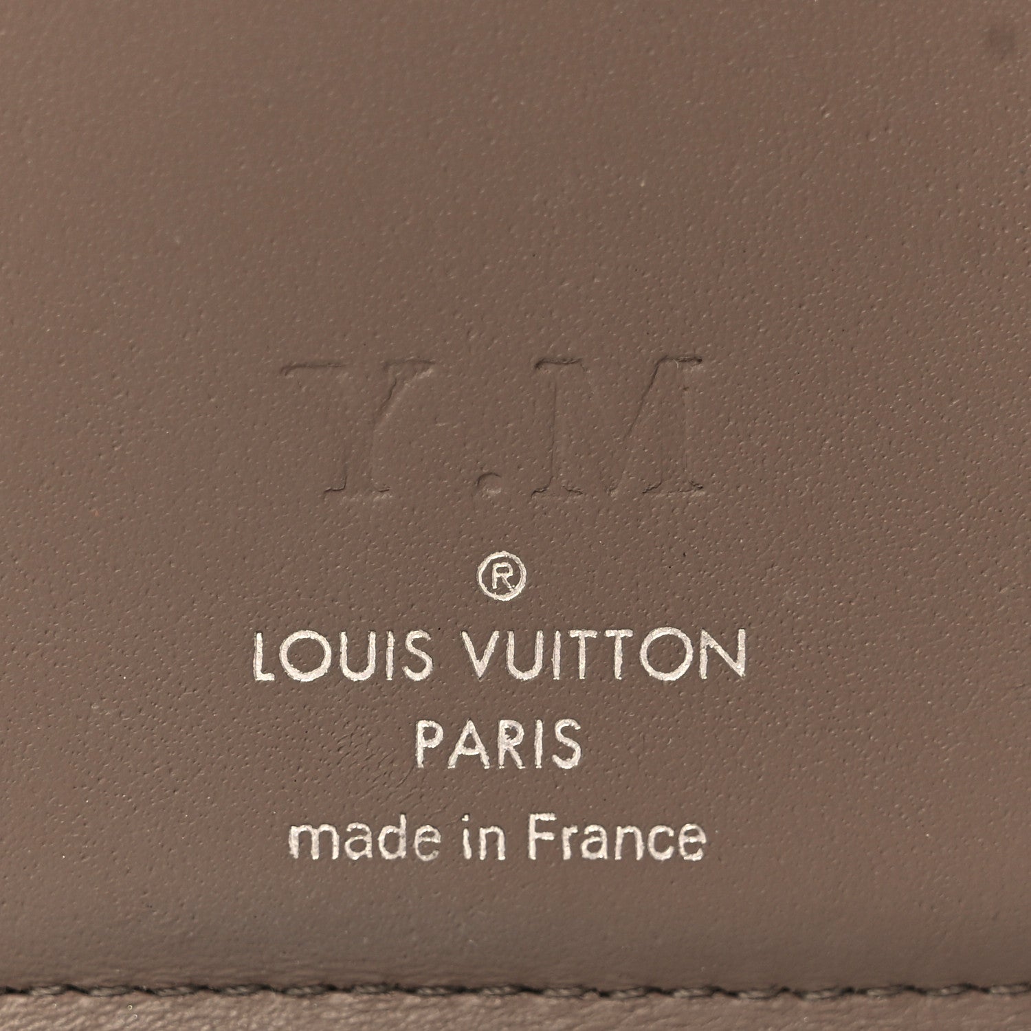 Louis Vuitton Taurillon Capucines Compact Wallet Magnolia 6 of 8