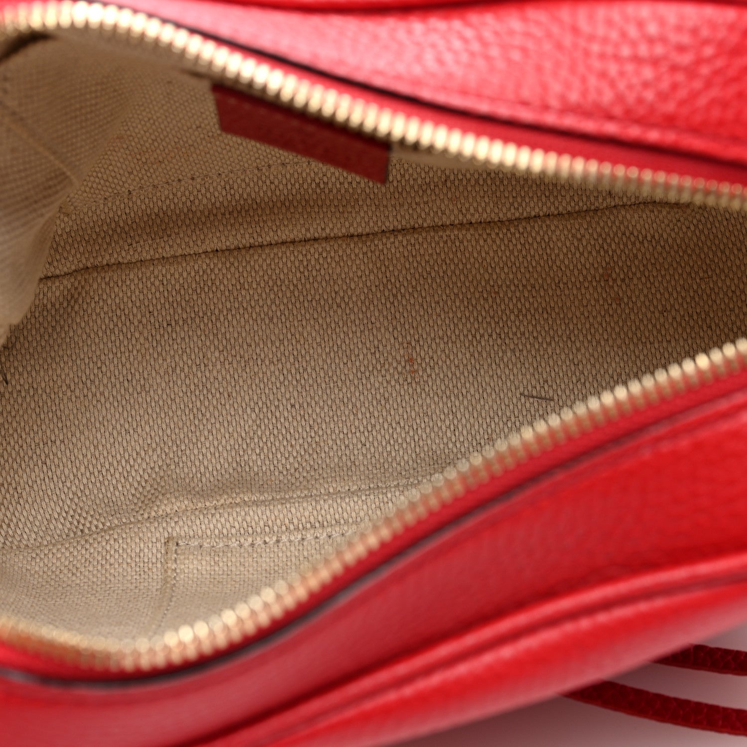 Gucci Pebbled Calfskin Small Soho Disco Bag Vibrant Red 5 of 10