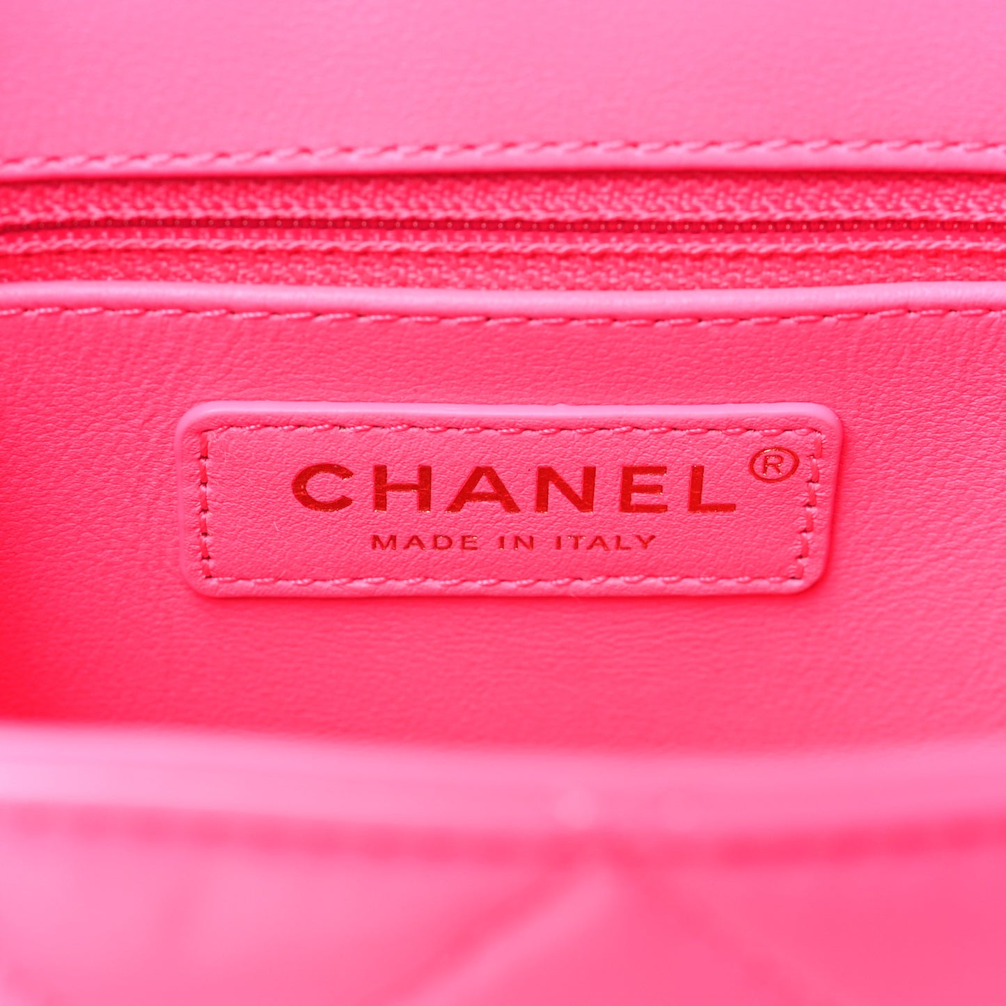 Patent Quilted CC Vani-Tea Case With Chain Neon Pink