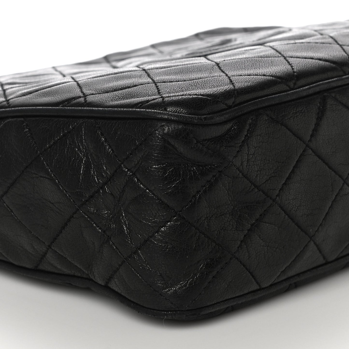 Lambskin Quilted CC Tassel Camera Case Black