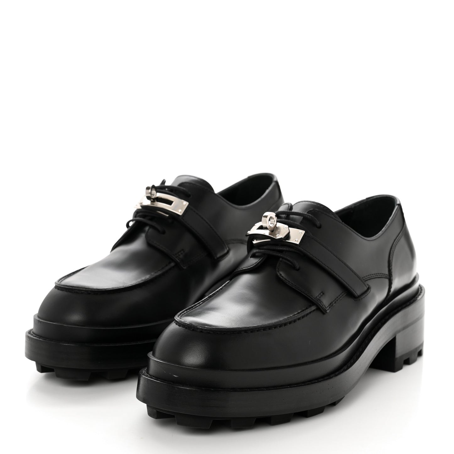 Glossed Calfskin First Oxford 37.5 Black