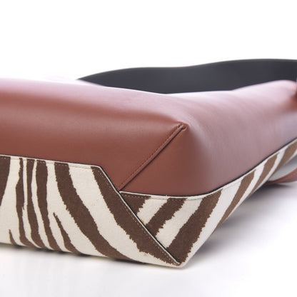 Celine Shiny Smooth Calfskin Felt Zebra Printed Small Twisted Cabas Chalk Brick 9 of 9