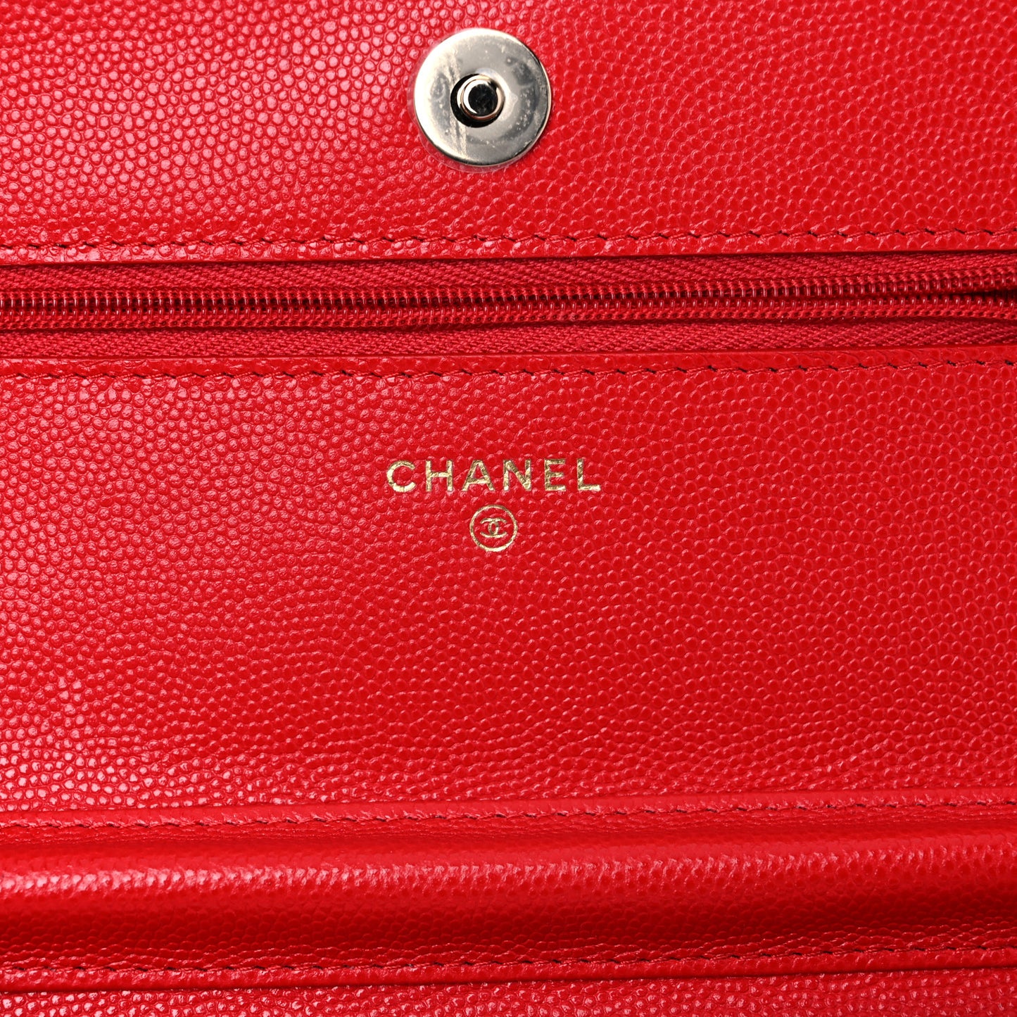 Caviar Quilted Wallet On Chain WOC Red