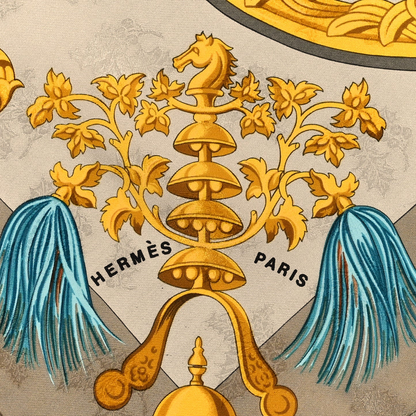 Silk Plumes Et Grelots Scarf 90