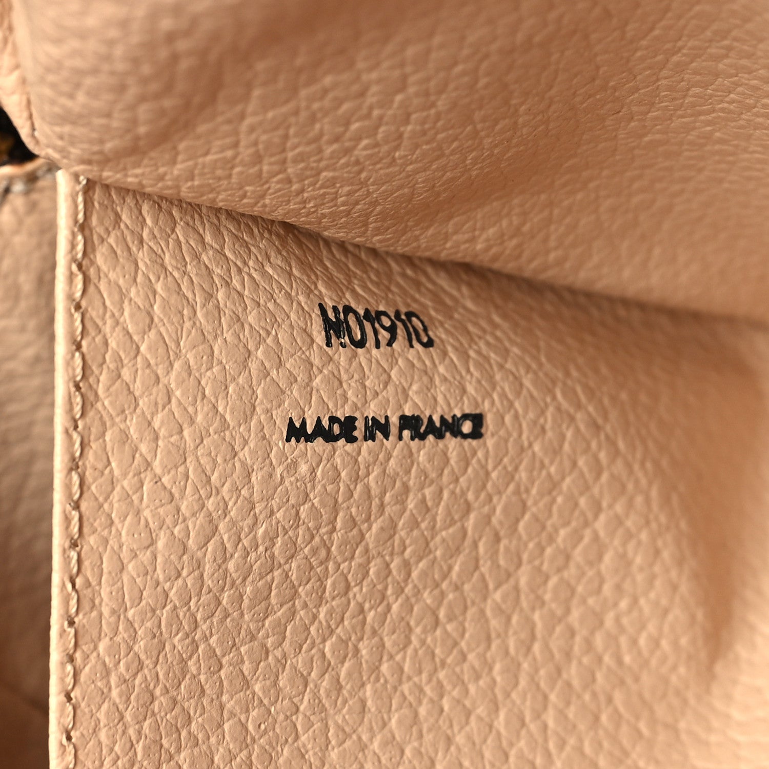 Louis Vuitton Monogram Trousse Toilette 28 7 of 10