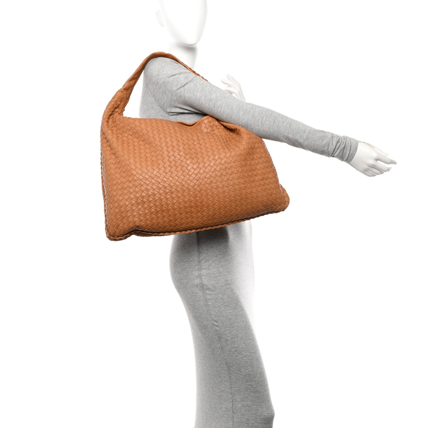 Bottega Veneta Nappa Intrecciato Maxi Veneta Hobo Noce 2 of 13