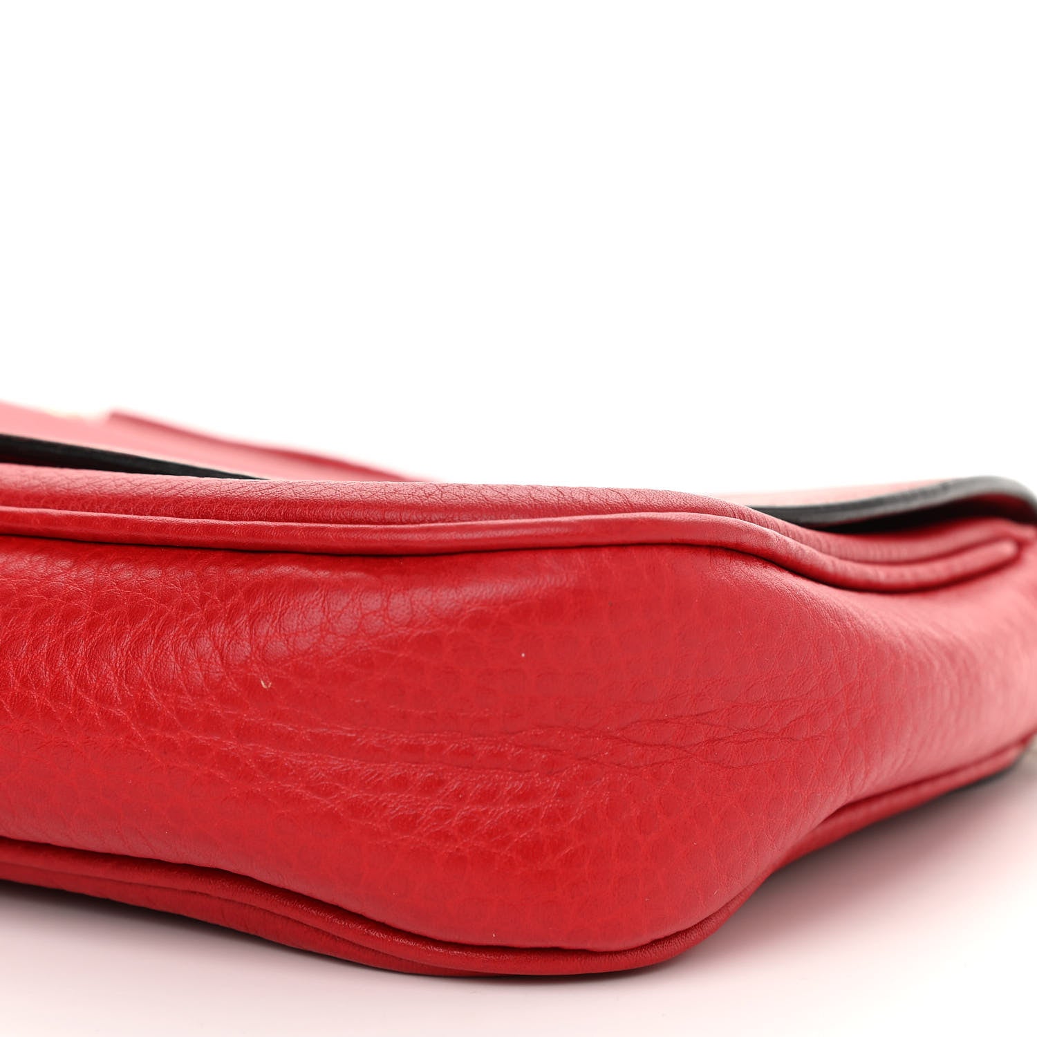 Gucci Pebbled Calfskin Medium Soho Flap Crossbody Red 8 of 9