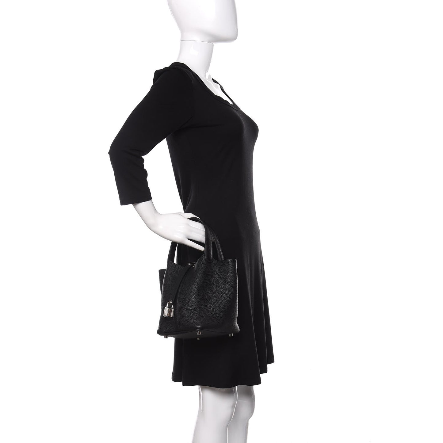 Taurillon Clemence Matte Alligator Picotin Lock Touch 18 PM Black