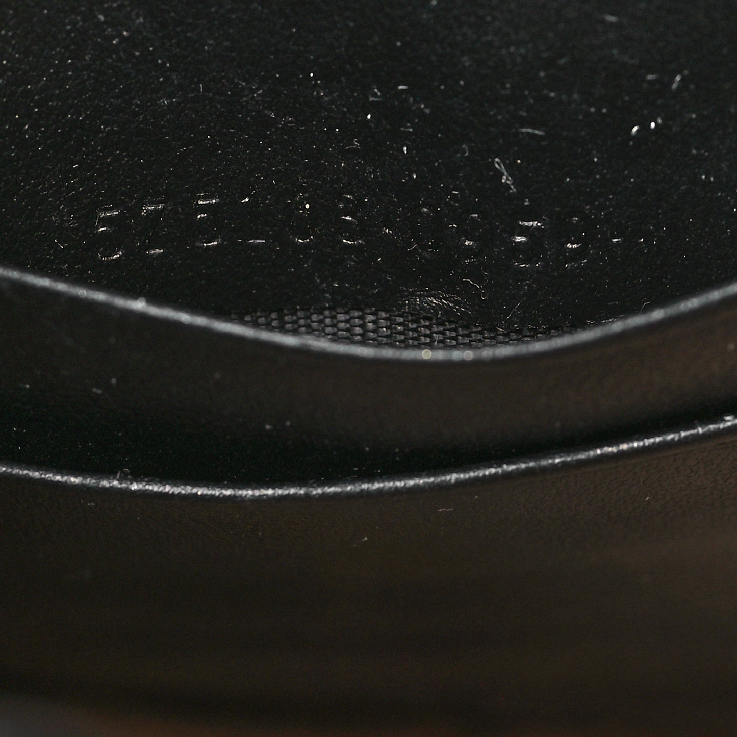 Calfskin Matelasse Mini GG Marmont 2.0 Bucket Bag Black