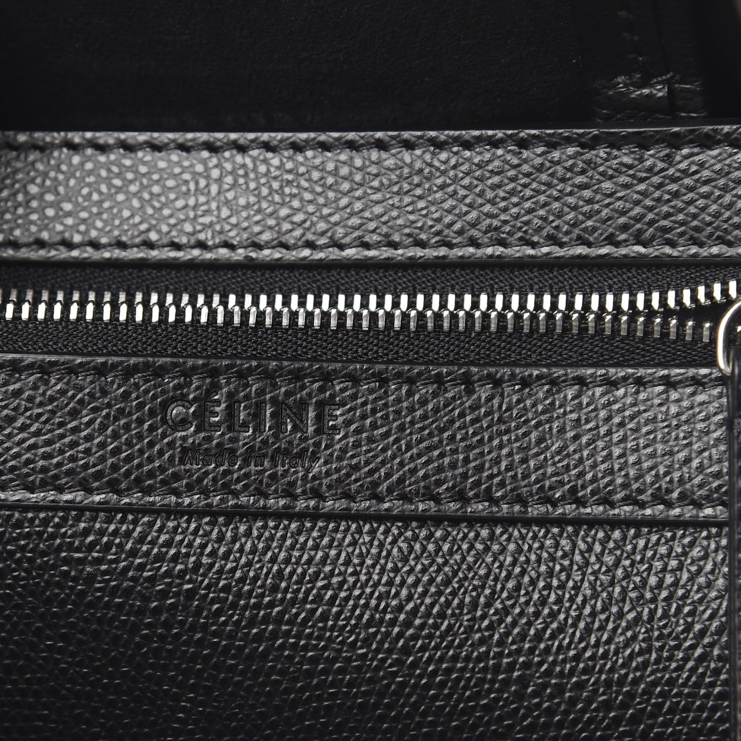 Grained Calfskin Small Vertical Cabas Black