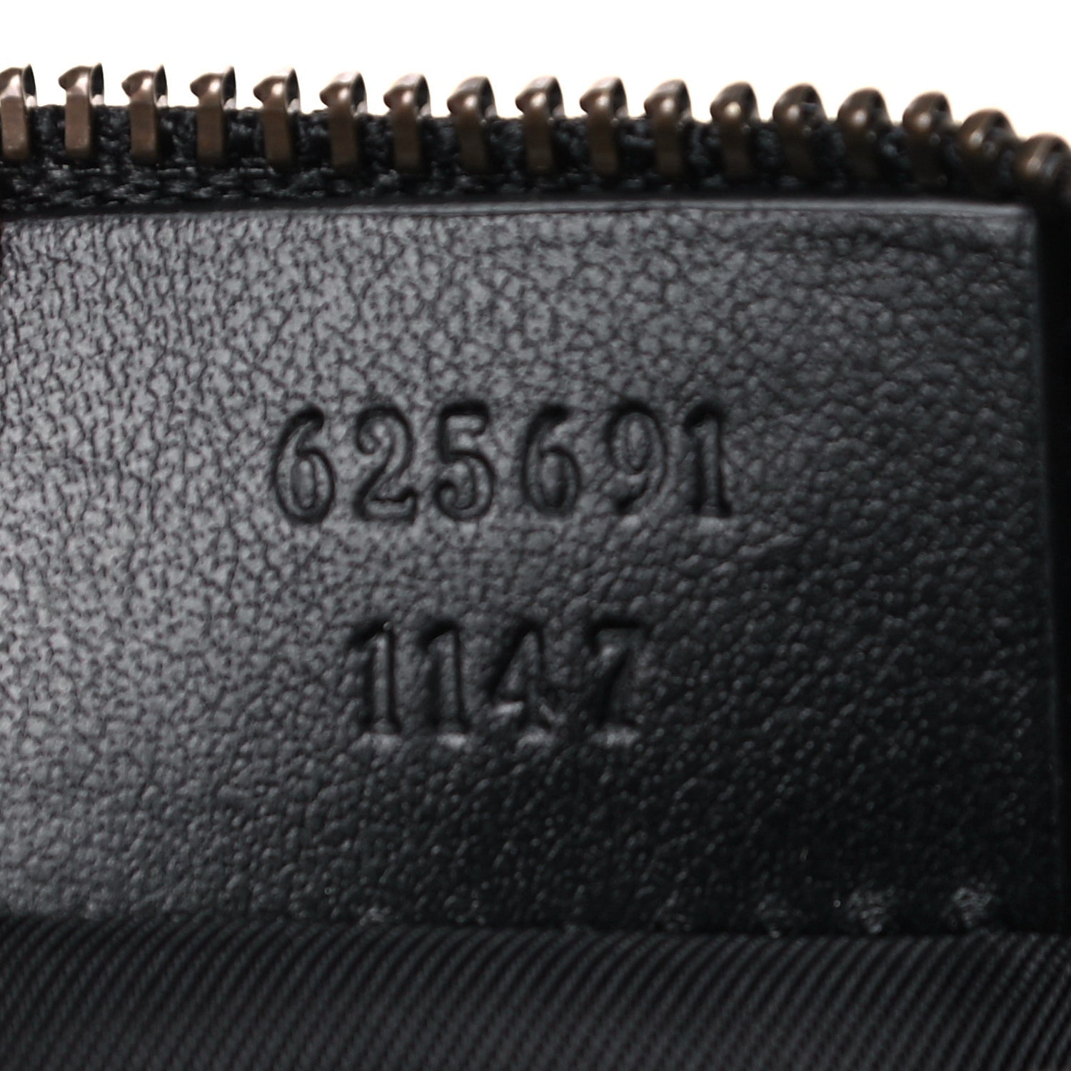 Gucci Calfskin Matelasse GG Marmont Key Pouch Black 7 of 8