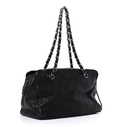 Chanel Calfskin Small Diamond Stitch Tote Black 2 of 18