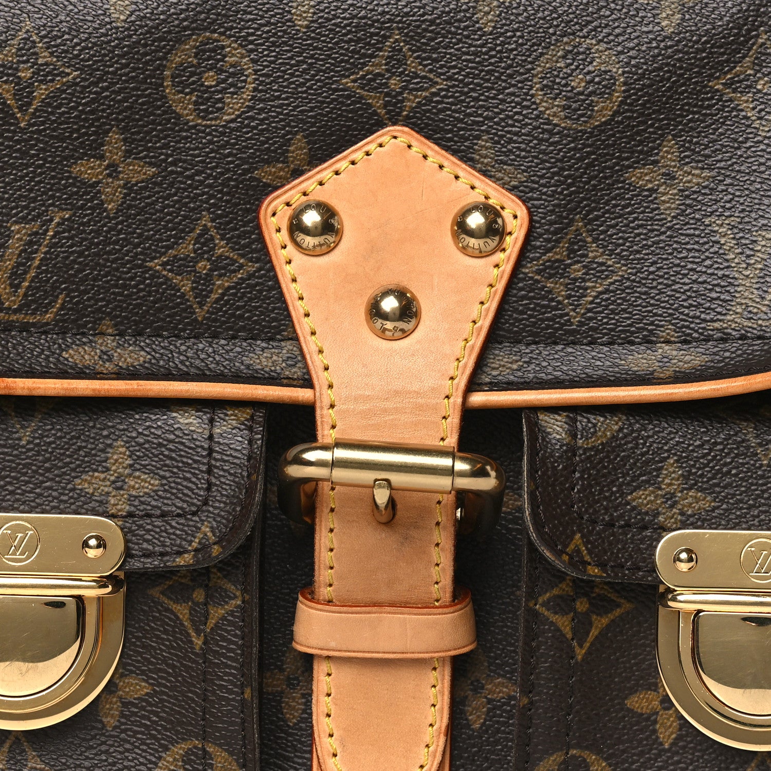Louis Vuitton Monogram Hudson PM 7 of 9
