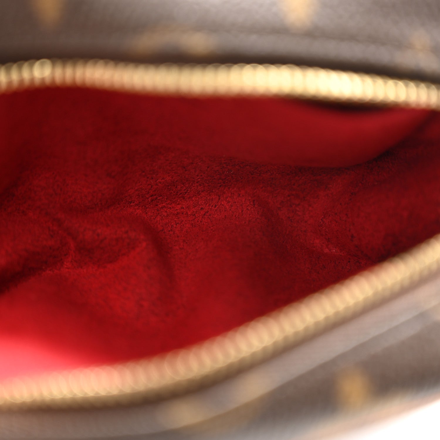 Louis Vuitton Monogram Wapity 5 of 12