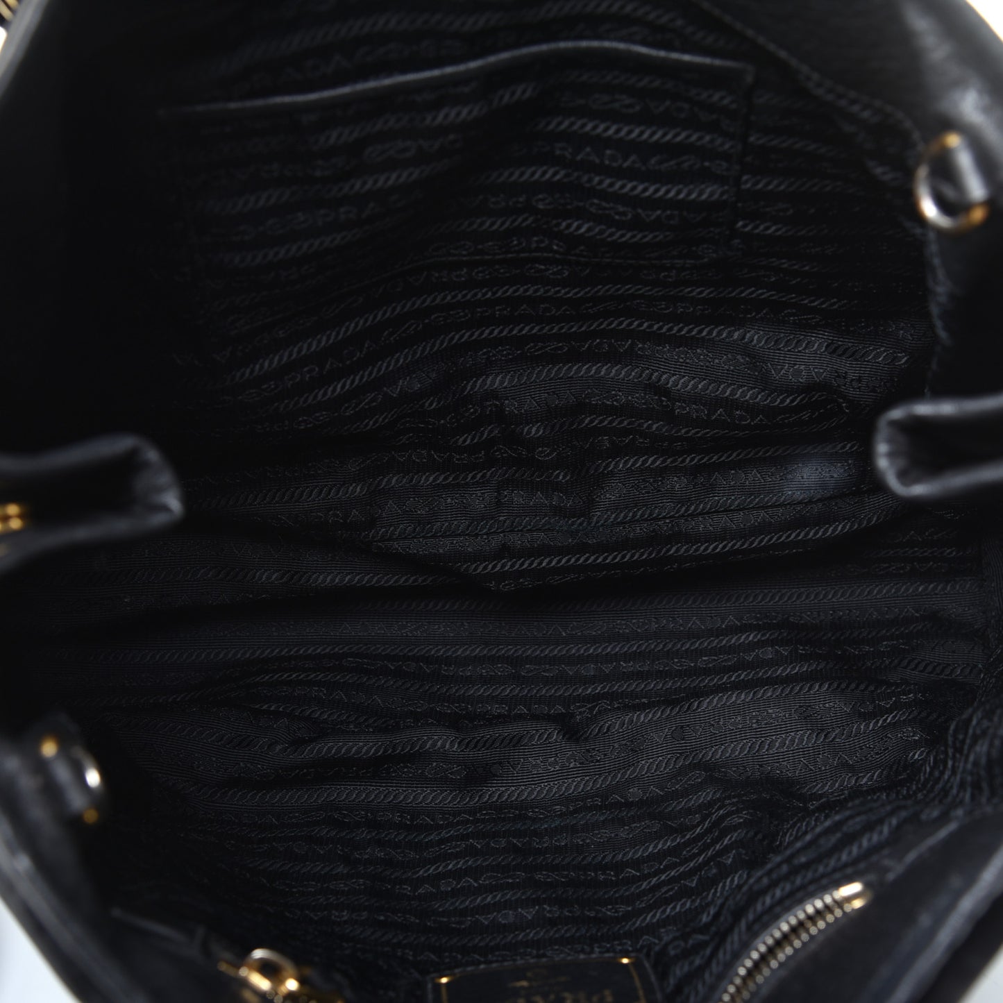 Tessuto Nylon Vitello Daino Tote Black