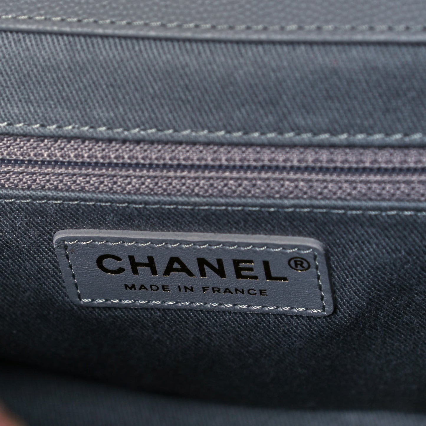 Caviar Quilted Medium Business Affinity Flap Grey