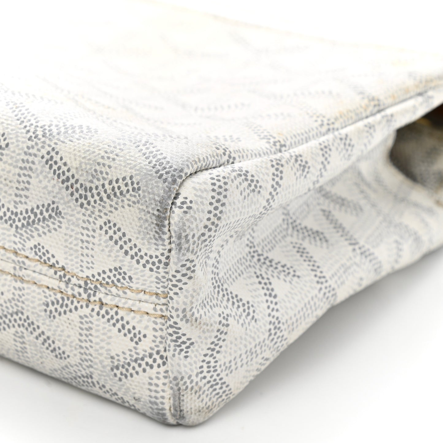 Goyardine Miroir Toiletry Bag PM White