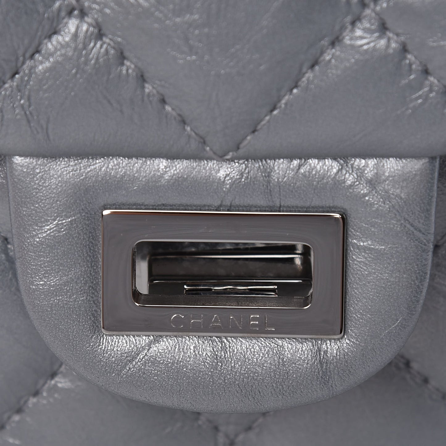Metallic Aged Calfskin Quilted 2.55 Reissue 226 Flap Silver