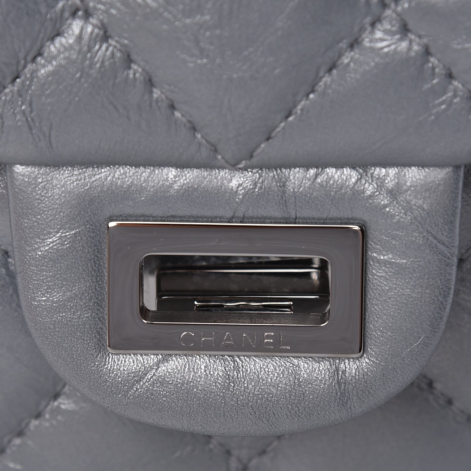 Chanel Metallic Aged Calfskin Quilted 2.55 Reissue 226 Flap Silver 11 of 11
