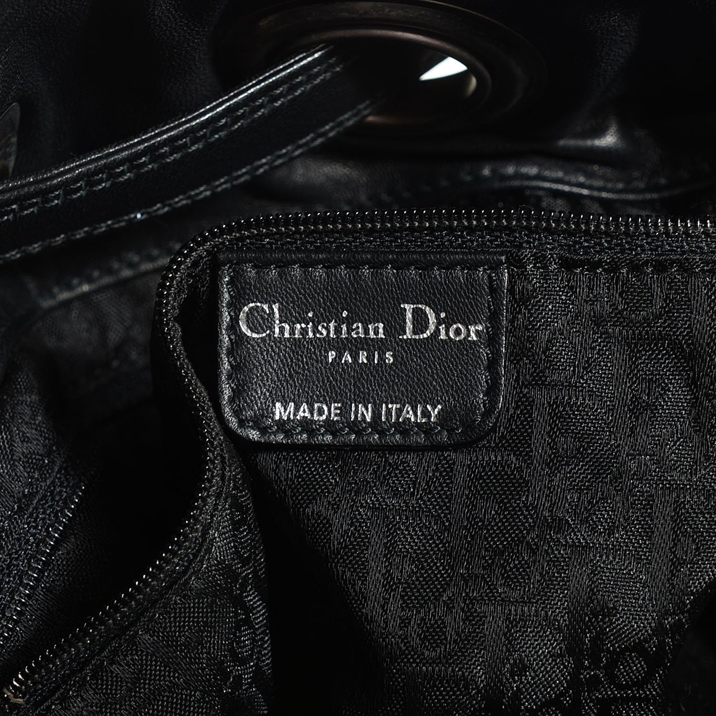 Vinyl Cannage Drawstring Tote Black