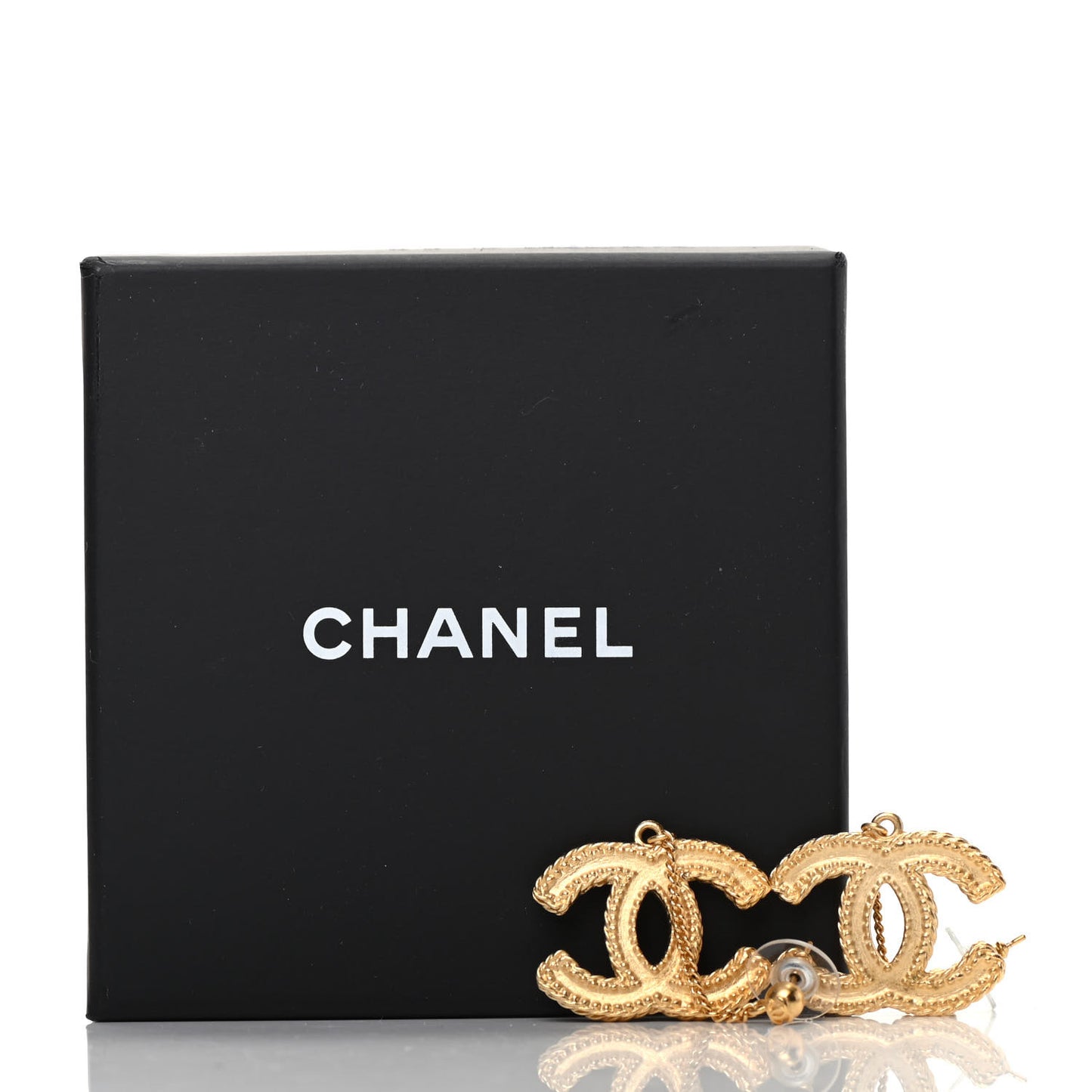 CC Drop Earrings Matte Gold