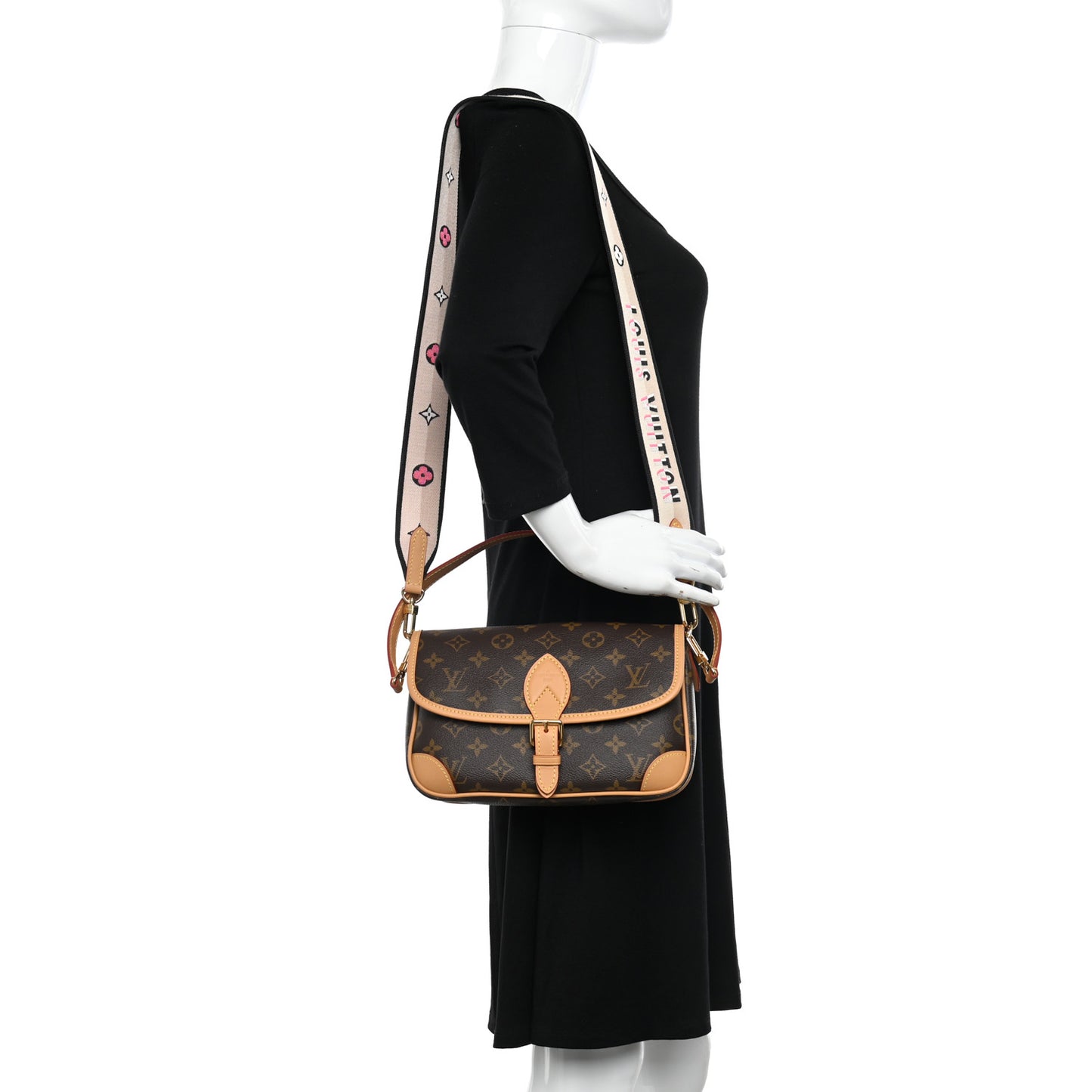 Monogram Diane Black