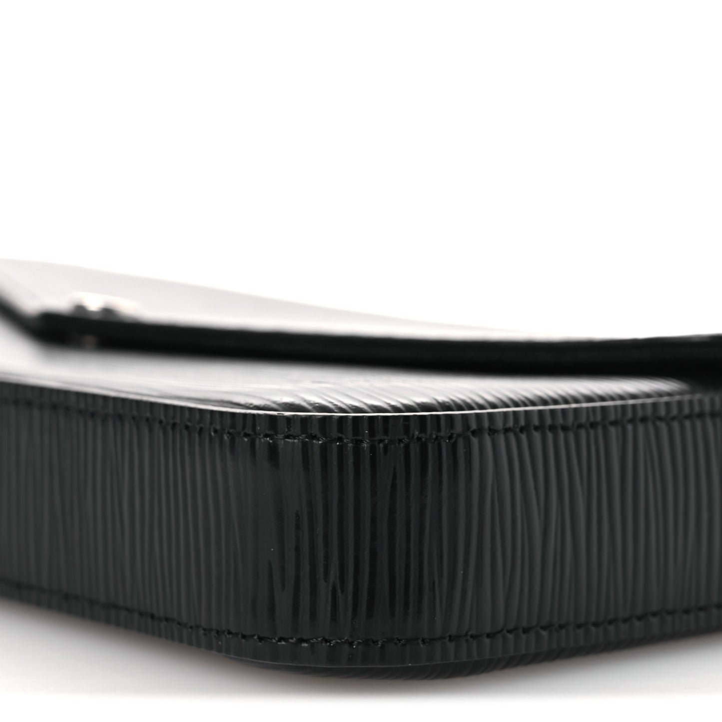 Epi Pochette Felicie Black