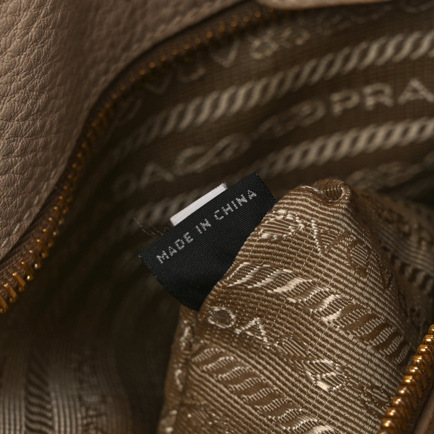 Prada Vitello Daino Sacca Hobo Sabbia 7 of 15