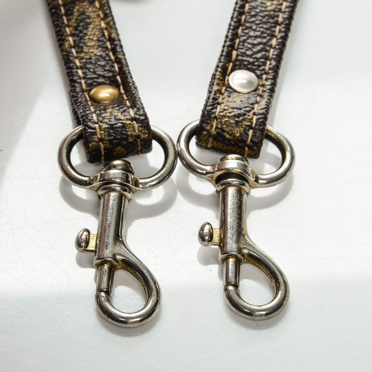 Louis Vuitton Monogram Shoulder Strap 4 of 4