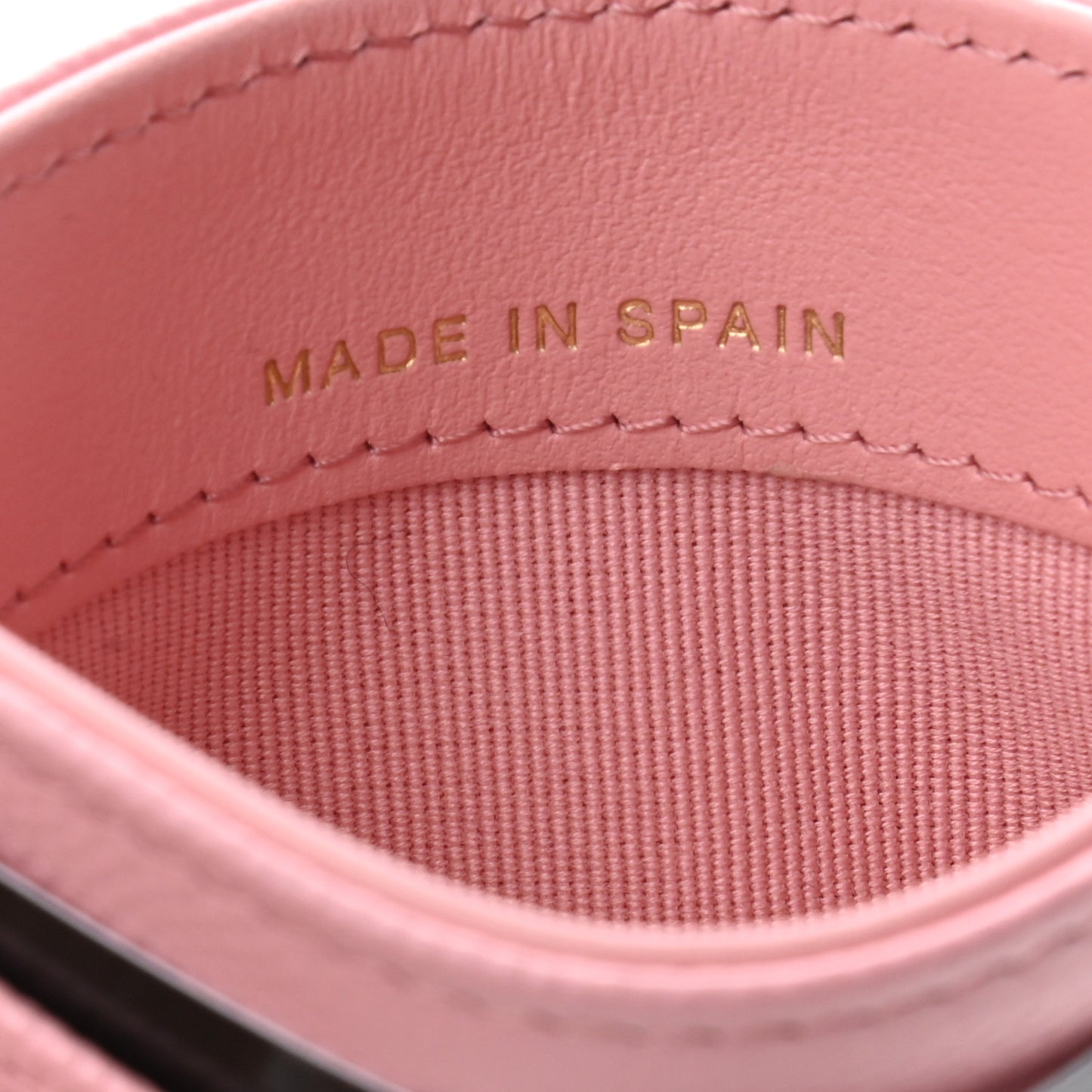 Caviar Quilted Card Holder Pink