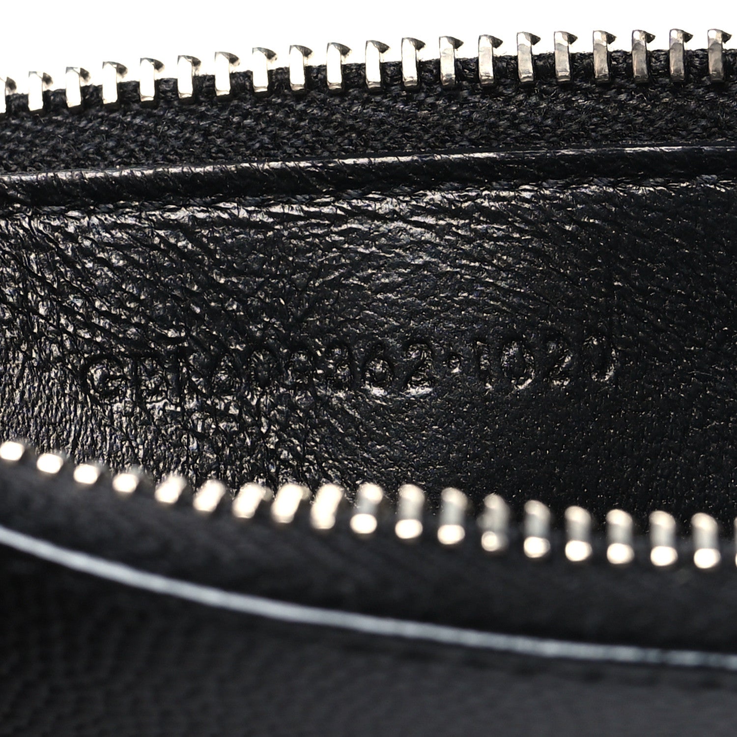 Saint Laurent Grained Calfskin 5 Fragments Zip Pouch Card Holder Black 7 of 8