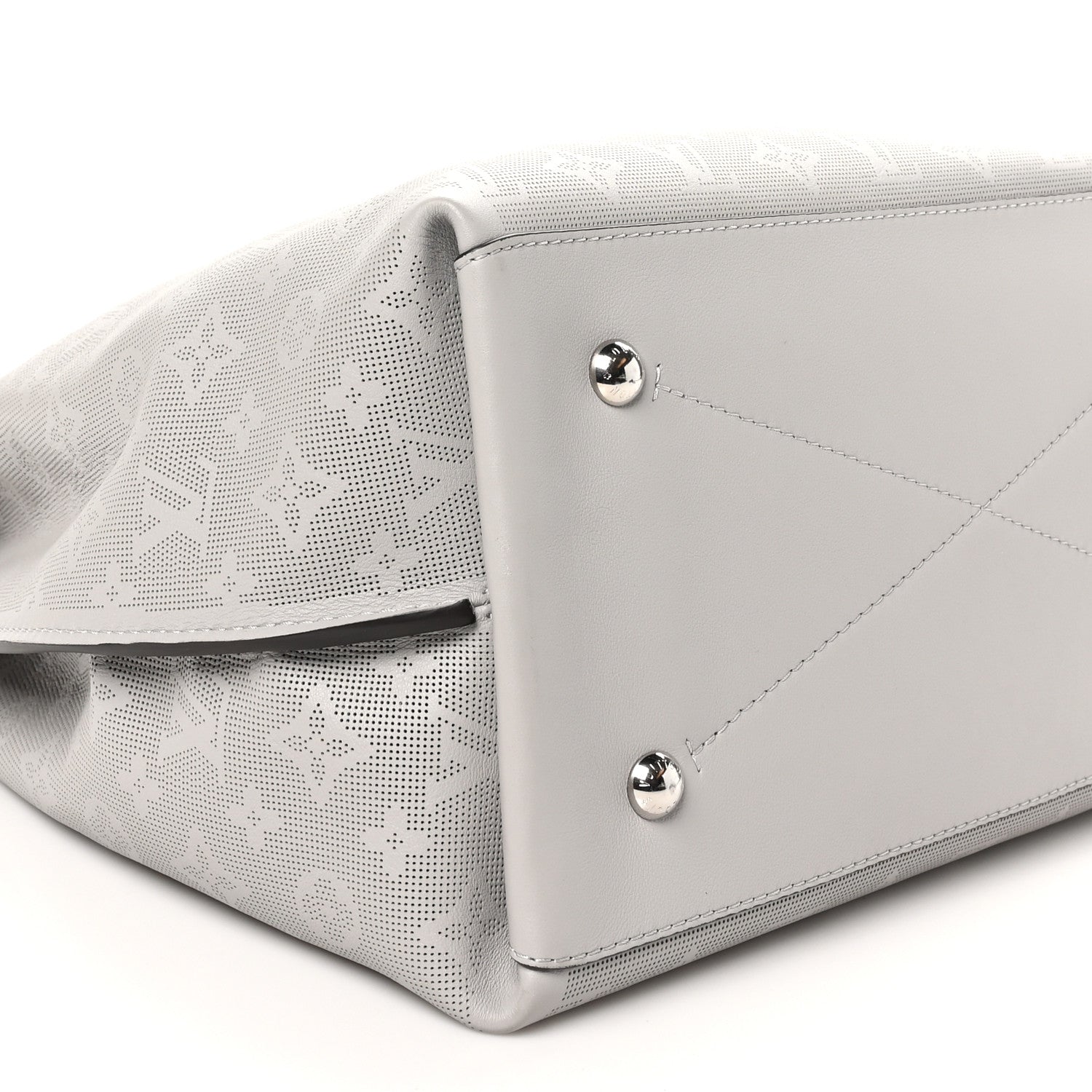 Louis Vuitton Reverse Mahina Carmel Hobo Gris Souris Gray 8 of 9
