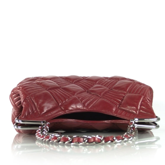 Chanel Lambskin Large In and Out Tote Red 4 of 12