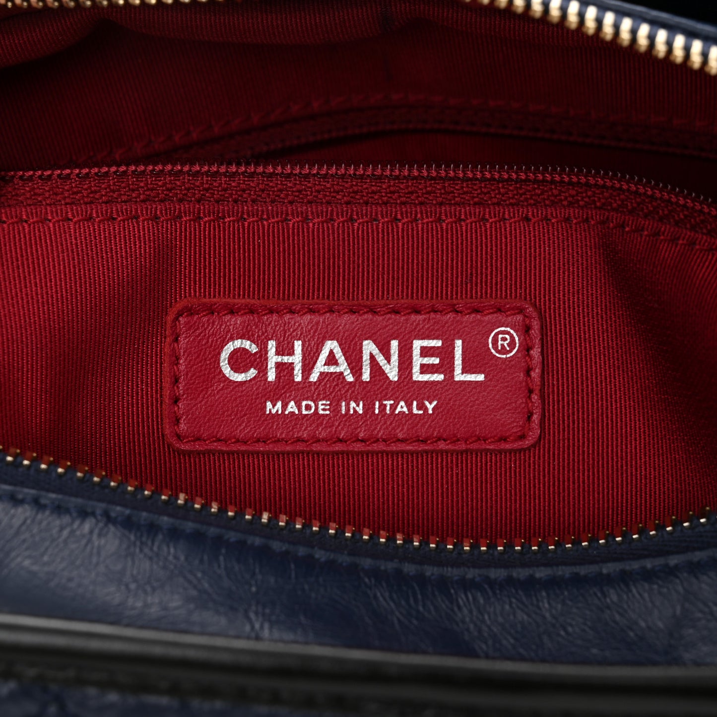 Aged Calfskin Quilted Medium Gabrielle Hobo Navy Black