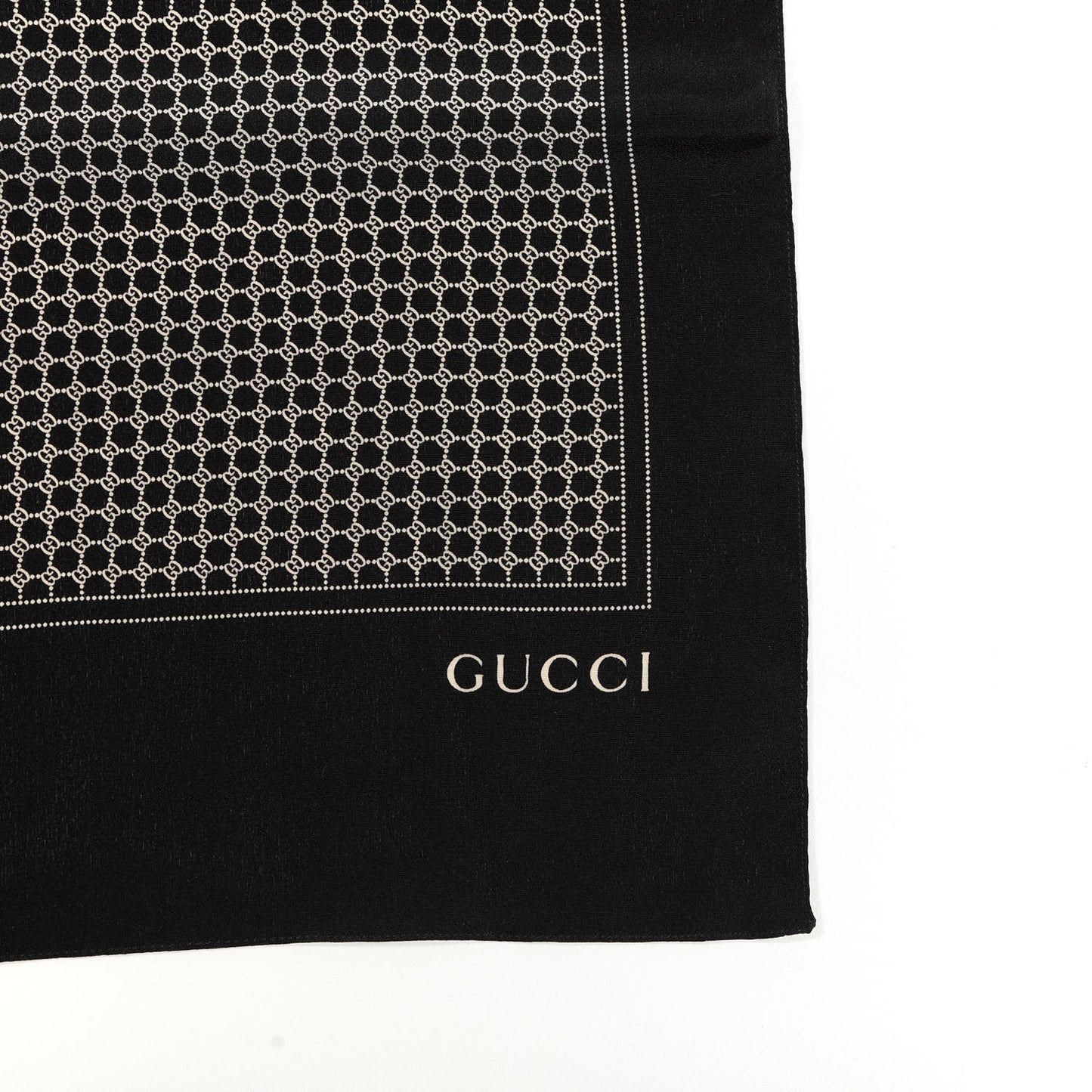 Silk Interlocking GG Scarf Black White