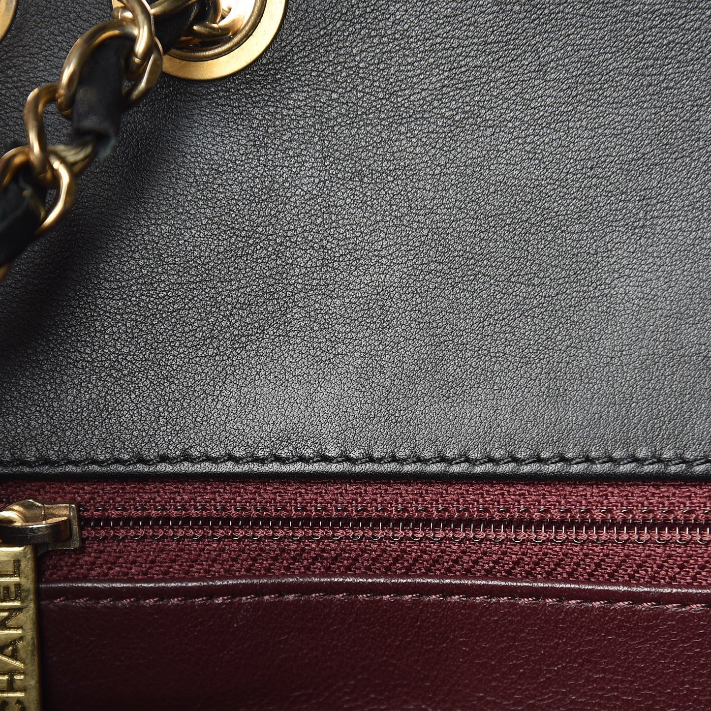 Caviar Quilted Medium CC Filigree Flap Black