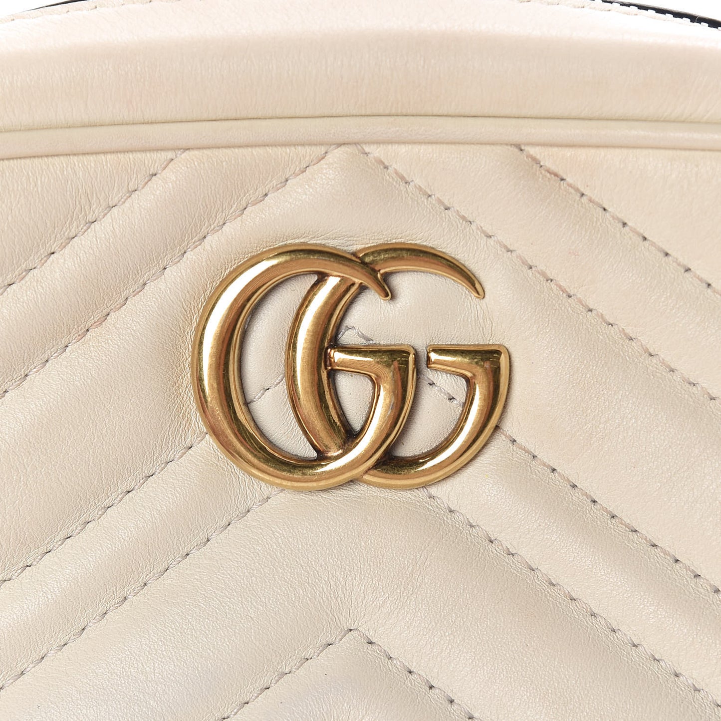 Calfskin Matelasse Mini GG Marmont Chain Shoulder Bag White