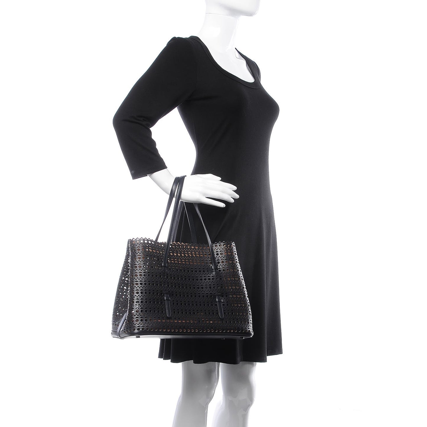 Calfskin Vienne Mina 32 Bag Black