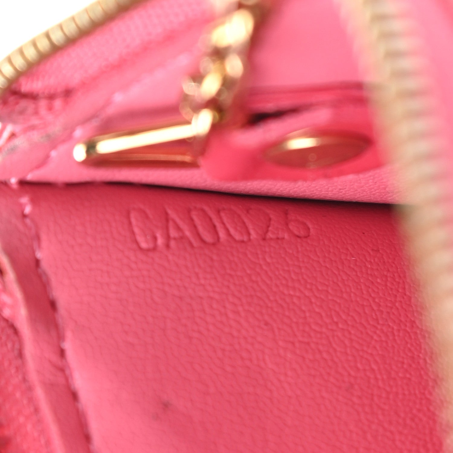 Louis Vuitton Vernis Key Pouch Framboise 7 of 8
