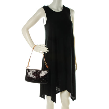 Louis Vuitton Vernis Pochette Accessories NM Amarante 2 of 6